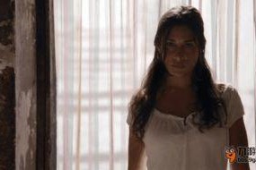 敢死队3演员表女演员,性感与智慧并存的战场女神